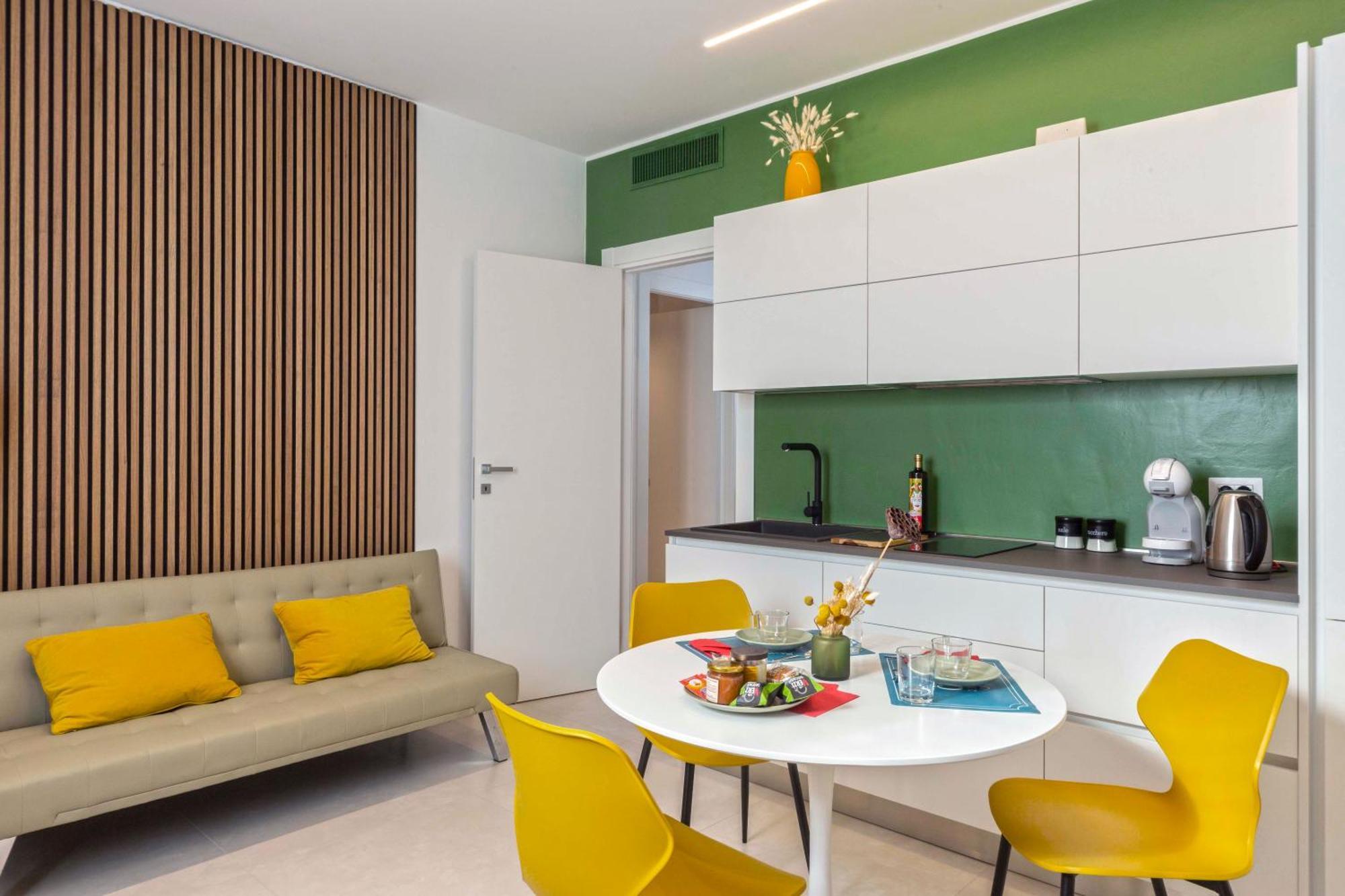 Apartament Parkhouse *